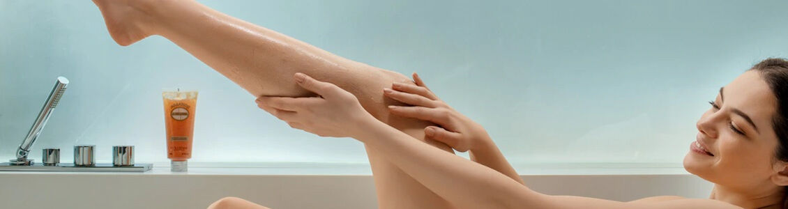 HOW TO EXFOLIATE: OUR HEAD-TO-TOE GUIDE